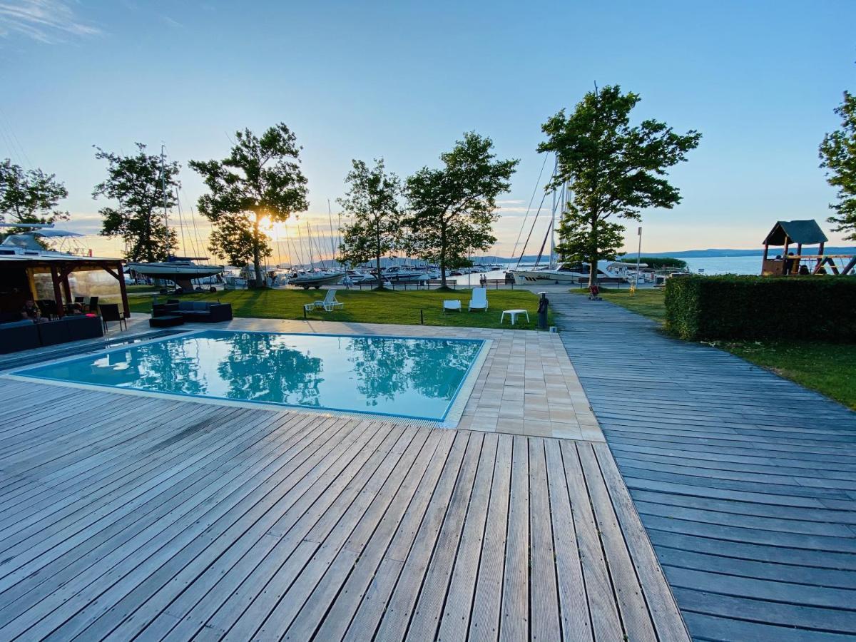 Bl Lakeside Apartman Balatonlelle Dış mekan fotoğraf