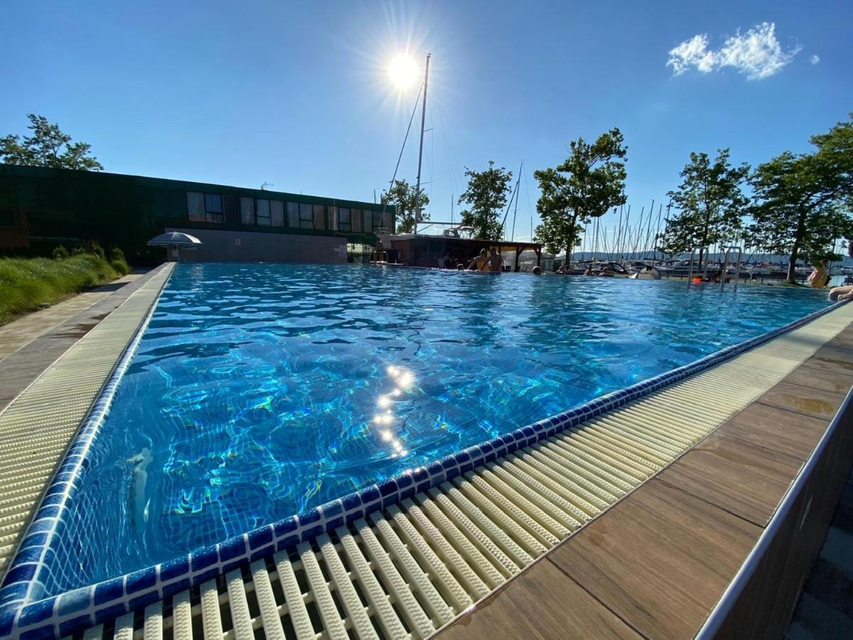 Bl Lakeside Apartman Balatonlelle Dış mekan fotoğraf