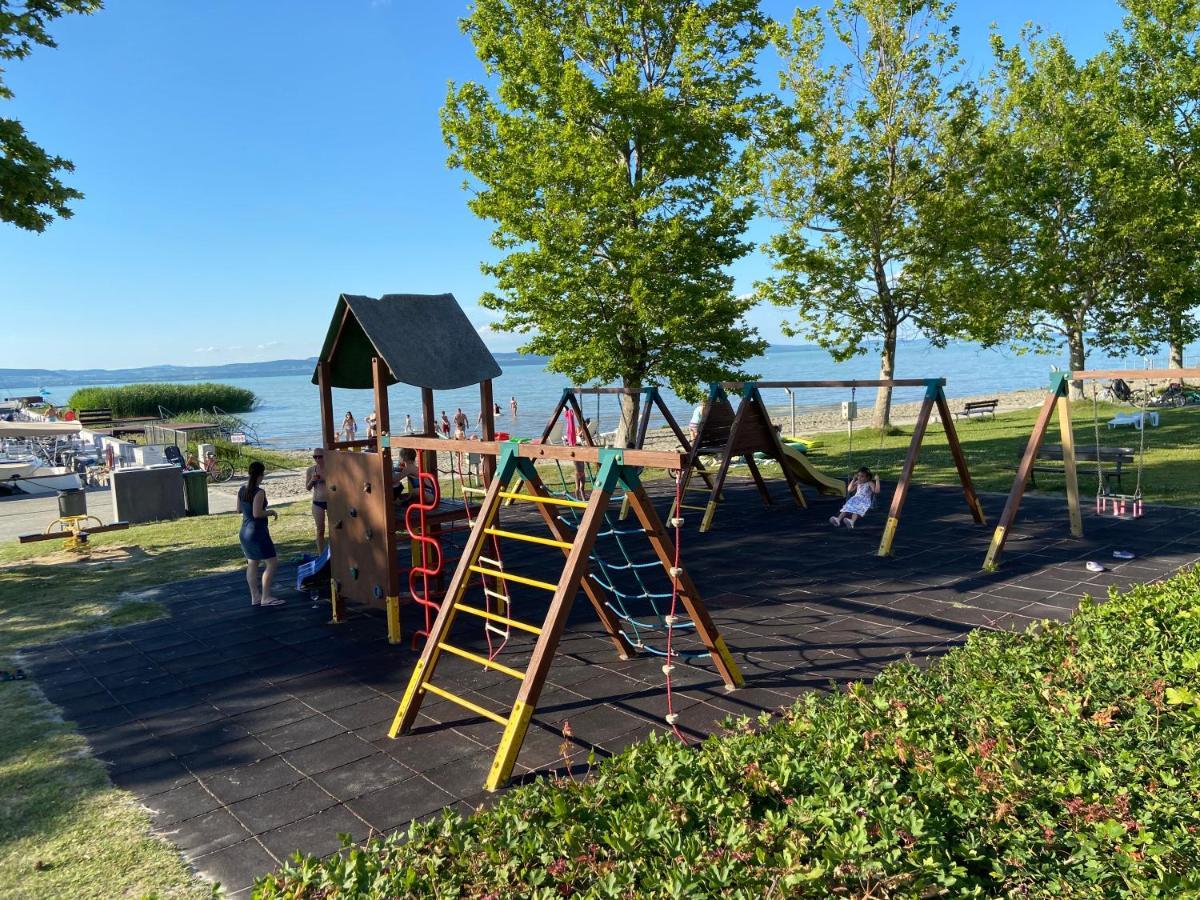 Bl Lakeside Apartman Balatonlelle Dış mekan fotoğraf